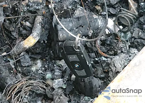 2014 BMW X1 xDrive28I from USA, damaged, VIN WBAVL1C55EVY23475